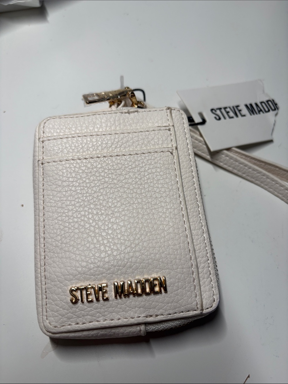 Steve Madden White Pebbled Leather Card Zip Wallet with Wrist Strap